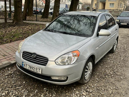 Серый Хендай Акцент, объемом двигателя 1.4 л и пробегом 271 тыс. км за 3400 $, фото 1 на Automoto.ua