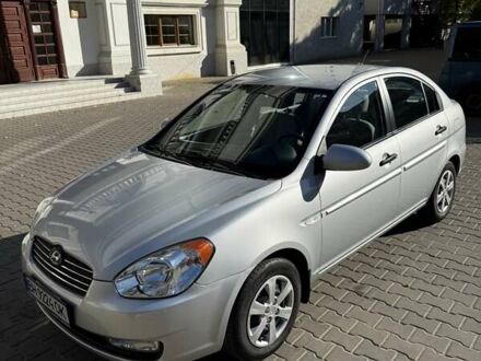 Серый Хендай Акцент, объемом двигателя 1.4 л и пробегом 72 тыс. км за 7500 $, фото 1 на Automoto.ua