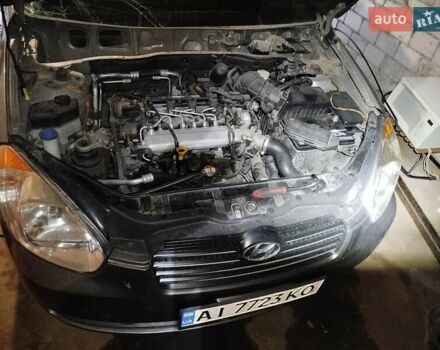 Серый Хендай Акцент, объемом двигателя 1.5 л и пробегом 210 тыс. км за 3500 $, фото 1 на Automoto.ua