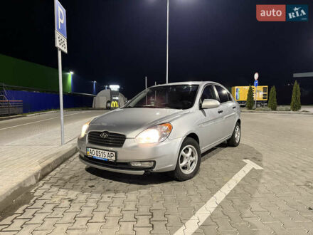 Серый Хендай Акцент, объемом двигателя 1.49 л и пробегом 280 тыс. км за 3800 $, фото 1 на Automoto.ua
