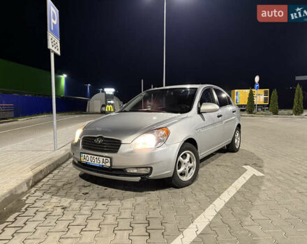 Серый Хендай Акцент, объемом двигателя 1.49 л и пробегом 280 тыс. км за 3800 $, фото 1 на Automoto.ua