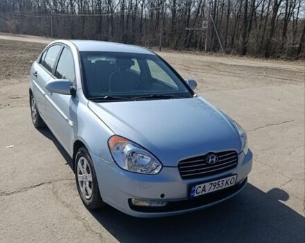 Серый Хендай Акцент, объемом двигателя 1.4 л и пробегом 212 тыс. км за 5000 $, фото 1 на Automoto.ua
