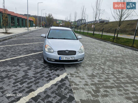 Серый Хендай Акцент, объемом двигателя 1.6 л и пробегом 201 тыс. км за 5300 $, фото 1 на Automoto.ua