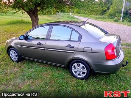 Хендай Акцент 2009 в Харькове на Automoto.ua Серый Хендай Акцент, объемом двигателя 1.4 л и пробегом 118 тыс. км за 6600 $, фото 1 на Automoto.ua