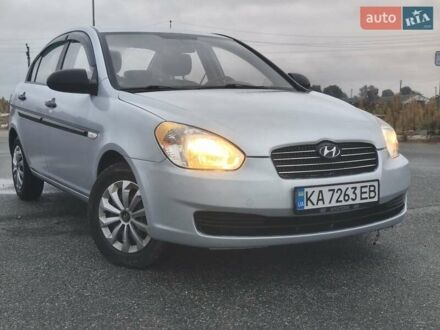 Хендай Акцент 2009 в Мене на Automoto.ua Серый Хендай Акцент, объемом двигателя 1.4 л и пробегом 139 тыс. км за 4700 $, фото 1 на Automoto.ua