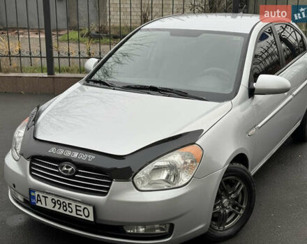 Сірий Хендай Акцент, об'ємом двигуна 1.4 л та пробігом 224 тис. км за 4400 $, фото 1 на Automoto.ua