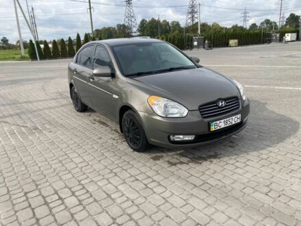 Хендай Акцент 2010 в Львове на Automoto.ua Серый Хендай Акцент, объемом двигателя 1.4 л и пробегом 186 тыс. км за 3750 $, фото 1 на Automoto.ua