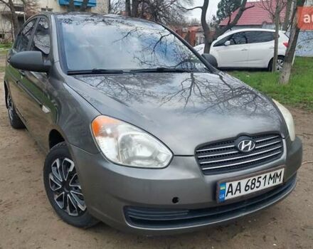 Серый Хендай Акцент, объемом двигателя 1.4 л и пробегом 170 тыс. км за 5700 $, фото 1 на Automoto.ua