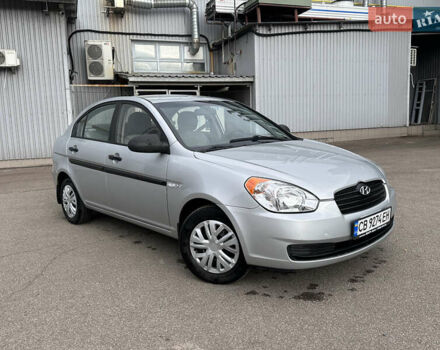 Серый Хендай Акцент, объемом двигателя 1.4 л и пробегом 158 тыс. км за 4300 $, фото 1 на Automoto.ua