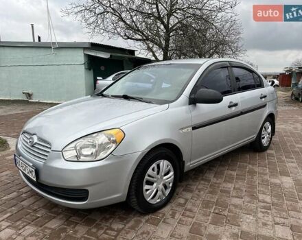 Сірий Хендай Акцент, об'ємом двигуна 1.4 л та пробігом 114 тис. км за 4850 $, фото 1 на Automoto.ua