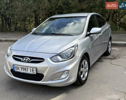 Сірий Хендай Акцент, об'ємом двигуна 1.59 л та пробігом 58 тис. км за 8650 $, фото 1 на Automoto.ua