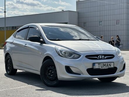 Хендай Акцент 2011 у Запоріжжя на Automoto.ua Сірий Хендай Акцент, об'ємом двигуна 1.4 л та пробігом 158 тис. км за 7500 $, фото 1 на Automoto.ua