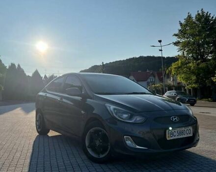 Сірий Хендай Акцент, об'ємом двигуна 1.6 л та пробігом 119 тис. км за 6800 $, фото 1 на Automoto.ua