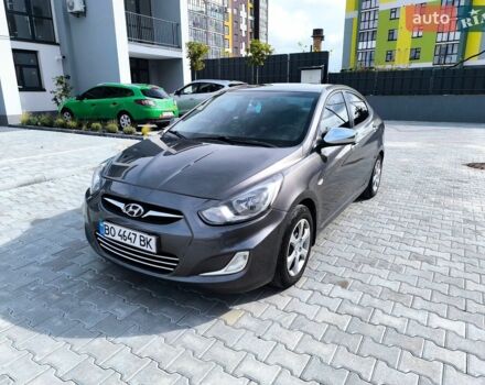 Сірий Хендай Акцент, об'ємом двигуна 1.4 л та пробігом 149 тис. км за 6400 $, фото 1 на Automoto.ua