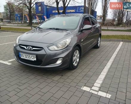 Серый Хендай Акцент, объемом двигателя 1.4 л и пробегом 238 тыс. км за 5950 $, фото 1 на Automoto.ua