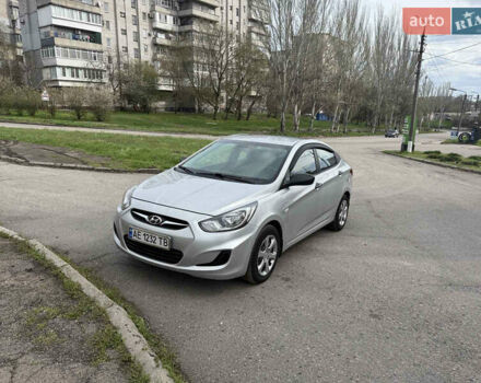 Серый Хендай Акцент, объемом двигателя 1.4 л и пробегом 175 тыс. км за 6900 $, фото 1 на Automoto.ua