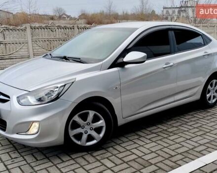 Серый Хендай Акцент, объемом двигателя 1.4 л и пробегом 175 тыс. км за 7500 $, фото 1 на Automoto.ua