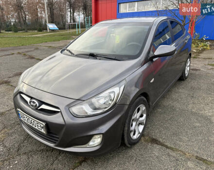 Серый Хендай Акцент, объемом двигателя 1.4 л и пробегом 206 тыс. км за 6400 $, фото 1 на Automoto.ua