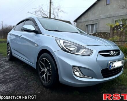 Сірий Хендай Акцент, об'ємом двигуна 1.4 л та пробігом 127 тис. км за 9300 $, фото 1 на Automoto.ua