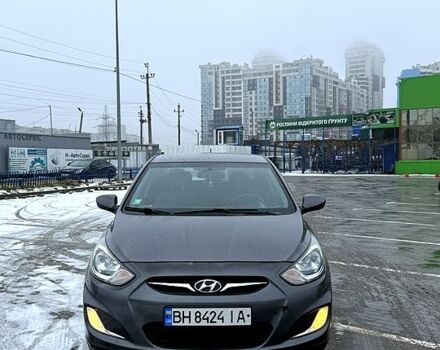 Сірий Хендай Акцент, об'ємом двигуна 1.6 л та пробігом 20300 тис. км за 6899 $, фото 1 на Automoto.ua