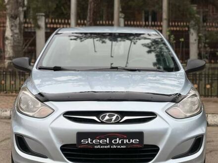 Серый Хендай Акцент, объемом двигателя 1.4 л и пробегом 172 тыс. км за 7299 $, фото 1 на Automoto.ua