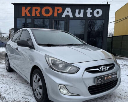 Серый Хендай Акцент, объемом двигателя 1.4 л и пробегом 159 тыс. км за 7800 $, фото 1 на Automoto.ua