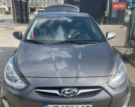 Серый Хендай Акцент, объемом двигателя 1.4 л и пробегом 158 тыс. км за 6500 $, фото 1 на Automoto.ua