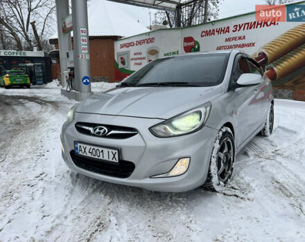 Серый Хендай Акцент, объемом двигателя 1.59 л и пробегом 227 тыс. км за 6900 $, фото 1 на Automoto.ua