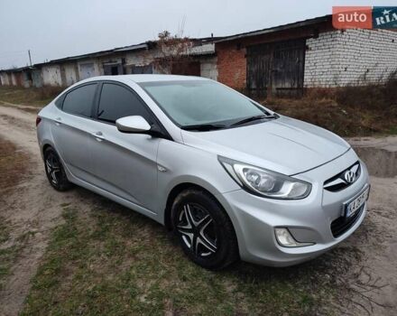 Сірий Хендай Акцент, об'ємом двигуна 1.4 л та пробігом 177 тис. км за 6100 $, фото 1 на Automoto.ua
