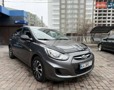 Серый Хендай Акцент, объемом двигателя 1.4 л и пробегом 201 тыс. км за 4950 $, фото 1 на Automoto.ua