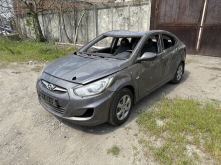 Сірий Хендай Акцент, об'ємом двигуна 0 л та пробігом 110 тис. км за 2000 $, фото 1 на Automoto.ua