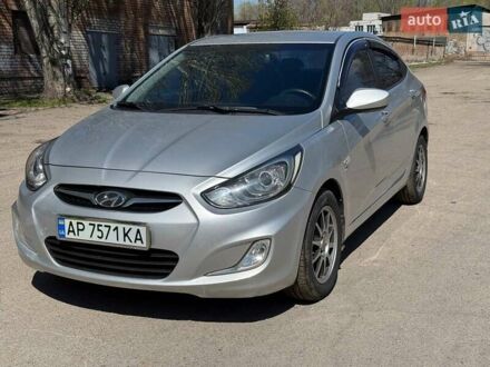 Хендай Акцент 2012 в Запорожье на Automoto.ua Серый Хендай Акцент, объемом двигателя 1.59 л и пробегом 130 тыс. км за 7500 $, фото 1 на Automoto.ua