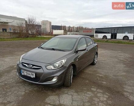 Серый Хендай Акцент, объемом двигателя 1.4 л и пробегом 120 тыс. км за 7500 $, фото 1 на Automoto.ua