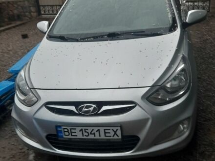 Сірий Хендай Акцент, об'ємом двигуна 1.6 л та пробігом 110 тис. км за 7550 $, фото 1 на Automoto.ua