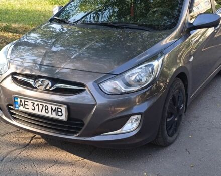 Сірий Хендай Акцент, об'ємом двигуна 1.4 л та пробігом 121 тис. км за 7900 $, фото 1 на Automoto.ua