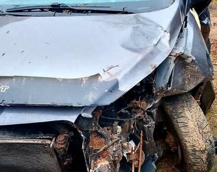 Серый Хендай Акцент, объемом двигателя 1.4 л и пробегом 23 тыс. км за 2800 $, фото 1 на Automoto.ua