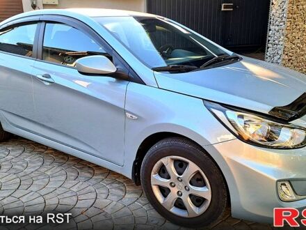 Серый Хендай Акцент, объемом двигателя 1.4 л и пробегом 310 тыс. км за 11299 $, фото 1 на Automoto.ua