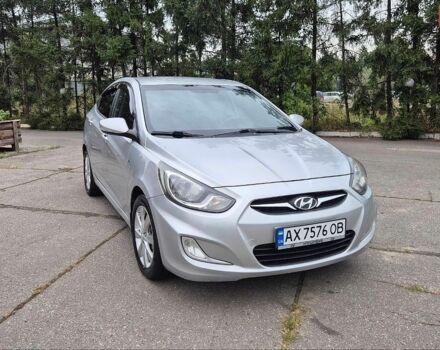 Сірий Хендай Акцент, об'ємом двигуна 1.6 л та пробігом 156 тис. км за 7350 $, фото 1 на Automoto.ua