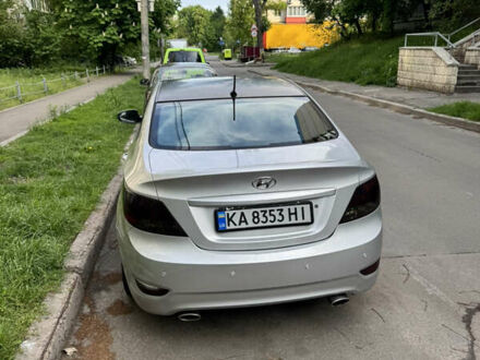 Хендай Акцент 2012 у Києві на Automoto.ua Сірий Хендай Акцент, об'ємом двигуна 1.4 л та пробігом 201 тис. км за 6000 $, фото 1 на Automoto.ua