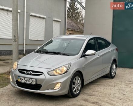Сірий Хендай Акцент, об'ємом двигуна 1.6 л та пробігом 62 тис. км за 10800 $, фото 1 на Automoto.ua