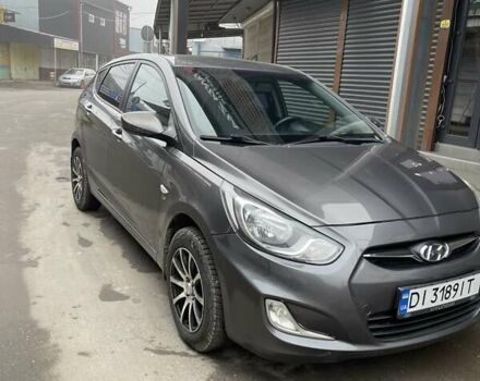 Сірий Хендай Акцент, об'ємом двигуна 1.6 л та пробігом 135 тис. км за 7700 $, фото 1 на Automoto.ua