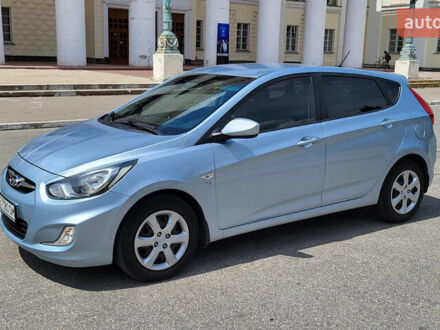 Сірий Хендай Акцент, об'ємом двигуна 1.59 л та пробігом 92 тис. км за 8500 $, фото 1 на Automoto.ua