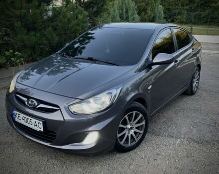 Сірий Хендай Акцент, об'ємом двигуна 1.6 л та пробігом 135 тис. км за 7800 $, фото 1 на Automoto.ua