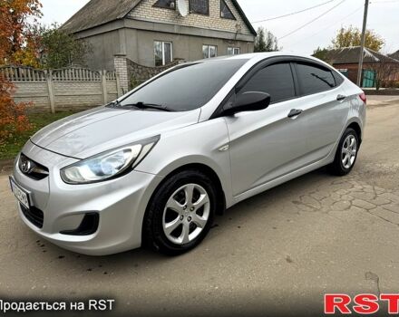 Серый Хендай Акцент, объемом двигателя 1.4 л и пробегом 175 тыс. км за 8000 $, фото 1 на Automoto.ua
