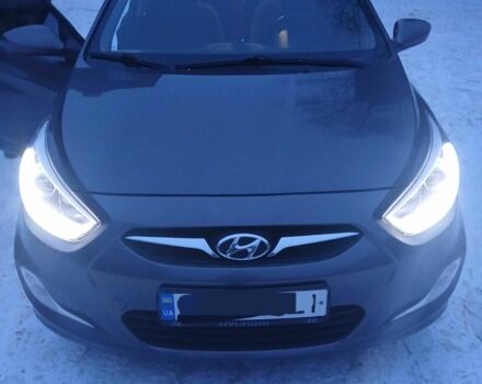 Серый Хендай Акцент, объемом двигателя 1.6 л и пробегом 202 тыс. км за 7200 $, фото 1 на Automoto.ua