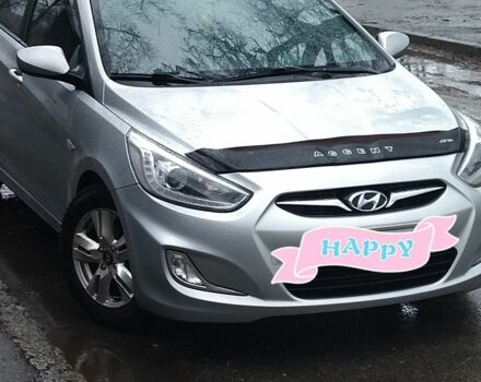 Серый Хендай Акцент, объемом двигателя 1.4 л и пробегом 140 тыс. км за 6600 $, фото 1 на Automoto.ua