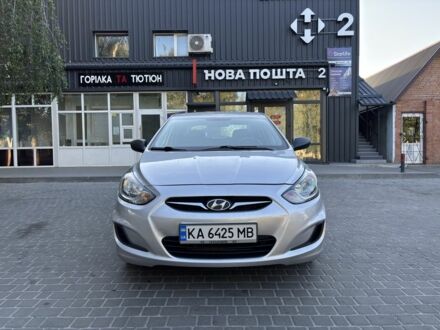 Хендай Акцент 2013 у Лубнах на Automoto.ua Сірий Хендай Акцент, об'ємом двигуна 1.4 л та пробігом 230 тис. км за 6000 $, фото 1 на Automoto.ua