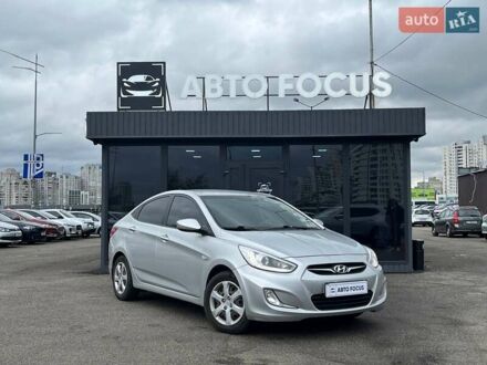 Хендай Акцент 2013 в Киеве на Automoto.ua Серый Хендай Акцент, объемом двигателя 1.4 л и пробегом 104 тыс. км за 7790 $, фото 1 на Automoto.ua