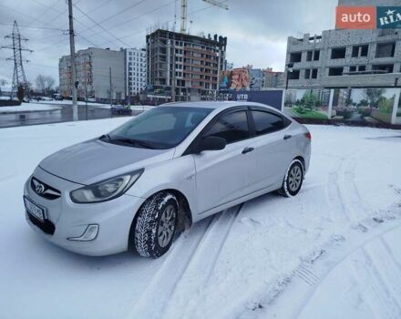 Серый Хендай Акцент, объемом двигателя 1.4 л и пробегом 216 тыс. км за 6850 $, фото 1 на Automoto.ua