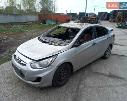 Серый Хендай Акцент, объемом двигателя 1.4 л и пробегом 242 тыс. км за 1950 $, фото 1 на Automoto.ua